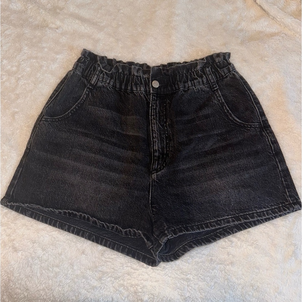 Urban Outfitters BDG Pull-On Mom Denim High Waisted Paperbag Shorts Size Large
